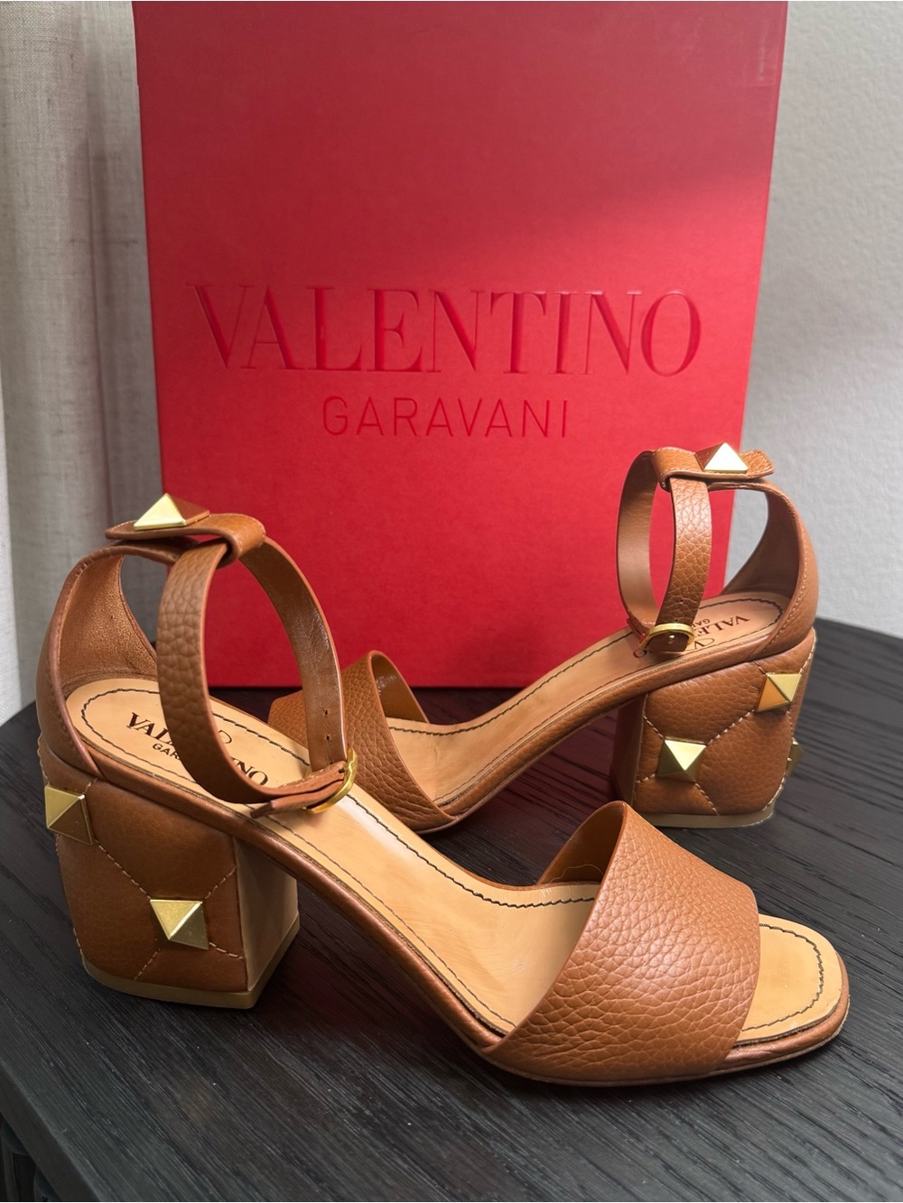 Valentino Garavani Rockstud Roman Stud Sandals Brown 37.5